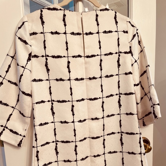 BCBG 3/4 sleeve shift dress in black/white check - Picture 3 of 4